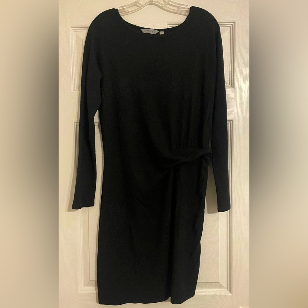 Athleta crewneck! Long sleeve knee length accent waist, cozy light weight fleece